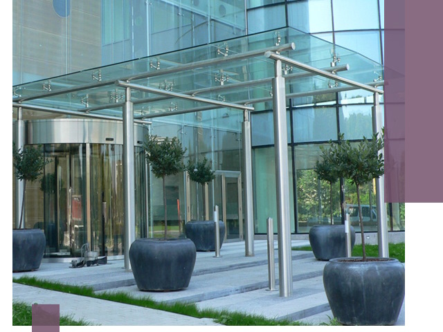 Навесы из стекла на заказ в Богородицке — монтаж и установка